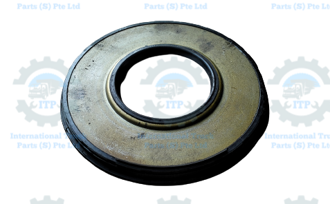 [1096254440] ISUZU REAR WHEEL HUB OUTER OIL SEAL 