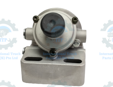 [VG1540080311B] HOWO WATER SEPARATOR BRACKET WITH HAND PUMP